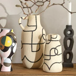 Hot Bouclair Black and White Line Art Table Vase