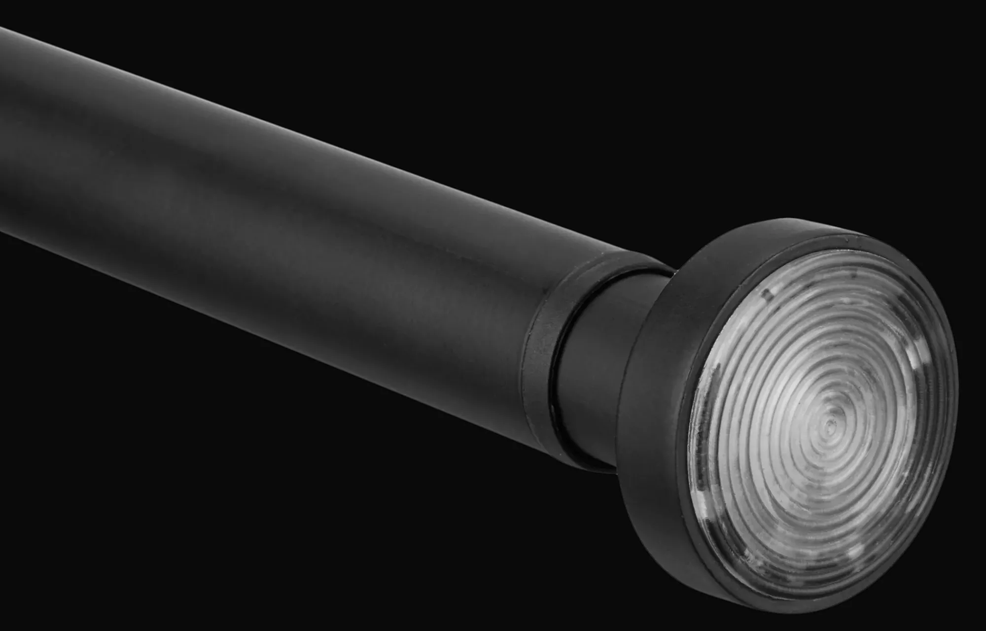 Discount Bouclair Black Curtain Tension Rod - Diameter 22/25 mm