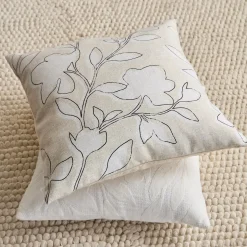 Outlet Bouclair Calla Decorative Pillow
