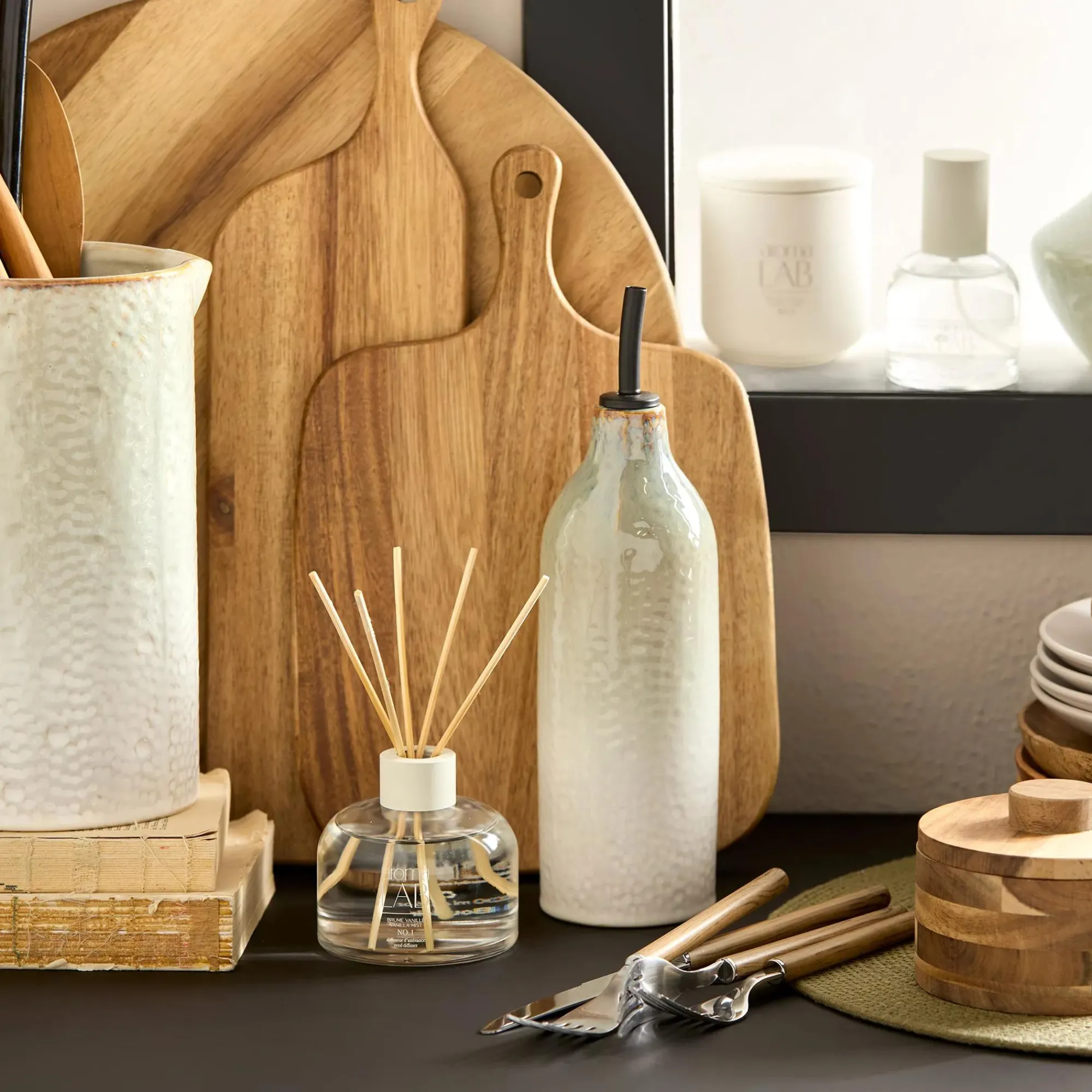 Outlet Bouclair Ceramic Pitcher