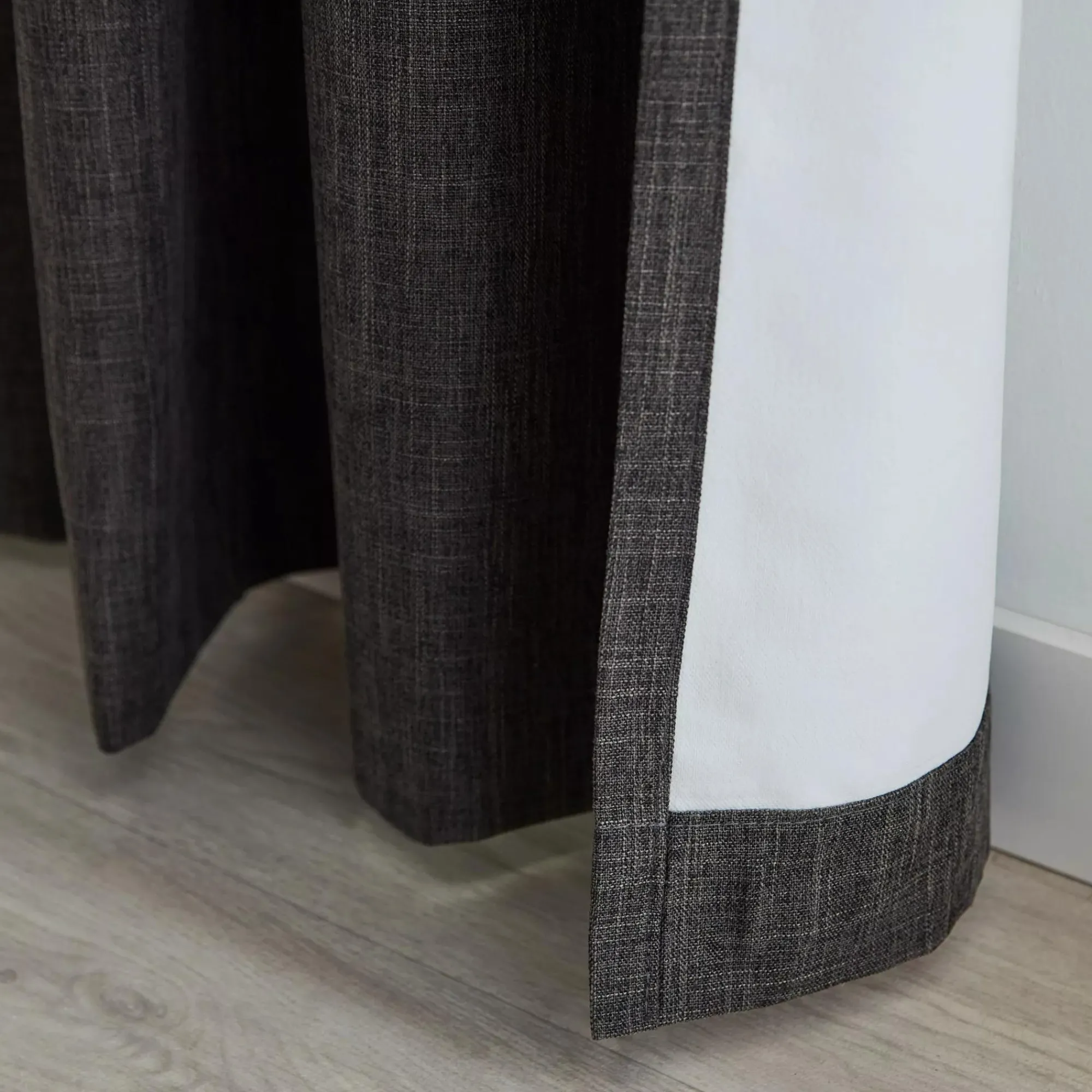 Outlet Bouclair Charcoal Chita Blackout Curtain