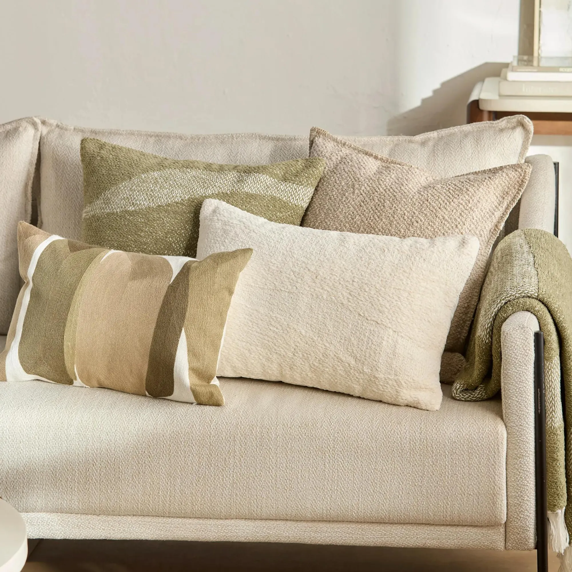 Online Bouclair Dugan Lumbar Decorative Pillow