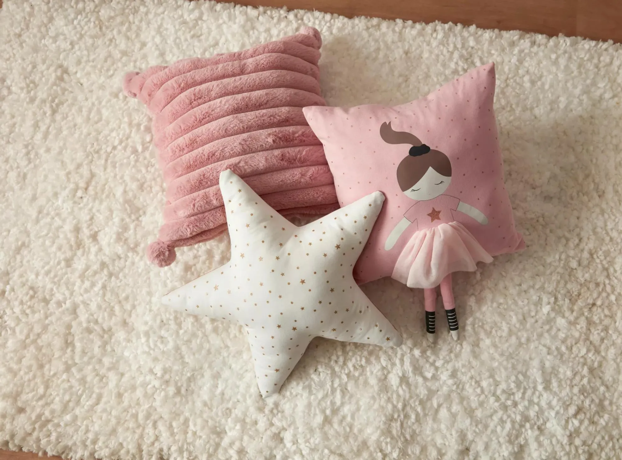 Sale Bouclair Eida Decorative Throw Pillow