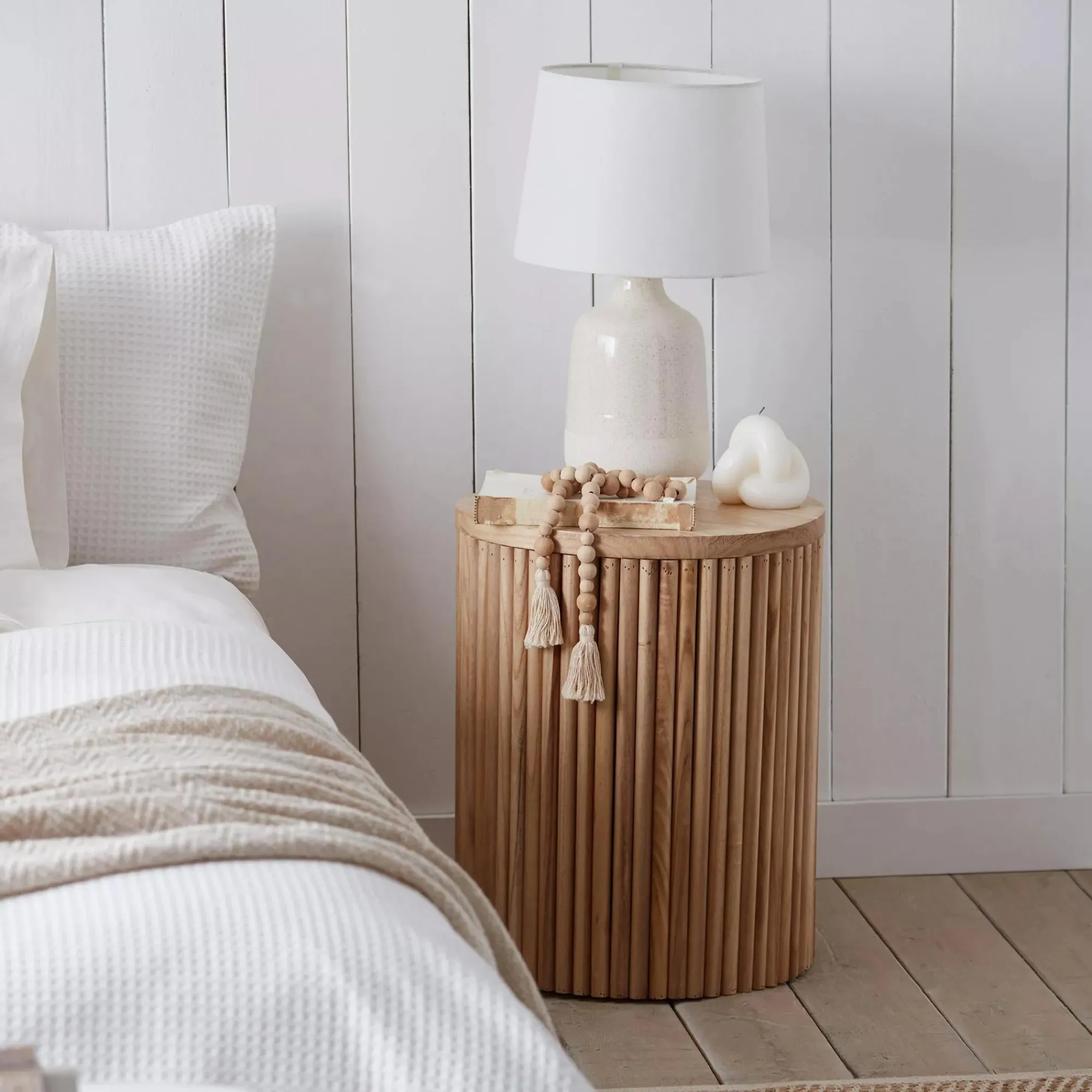 Discount Bouclair Glossed Ceramic Table Lamp