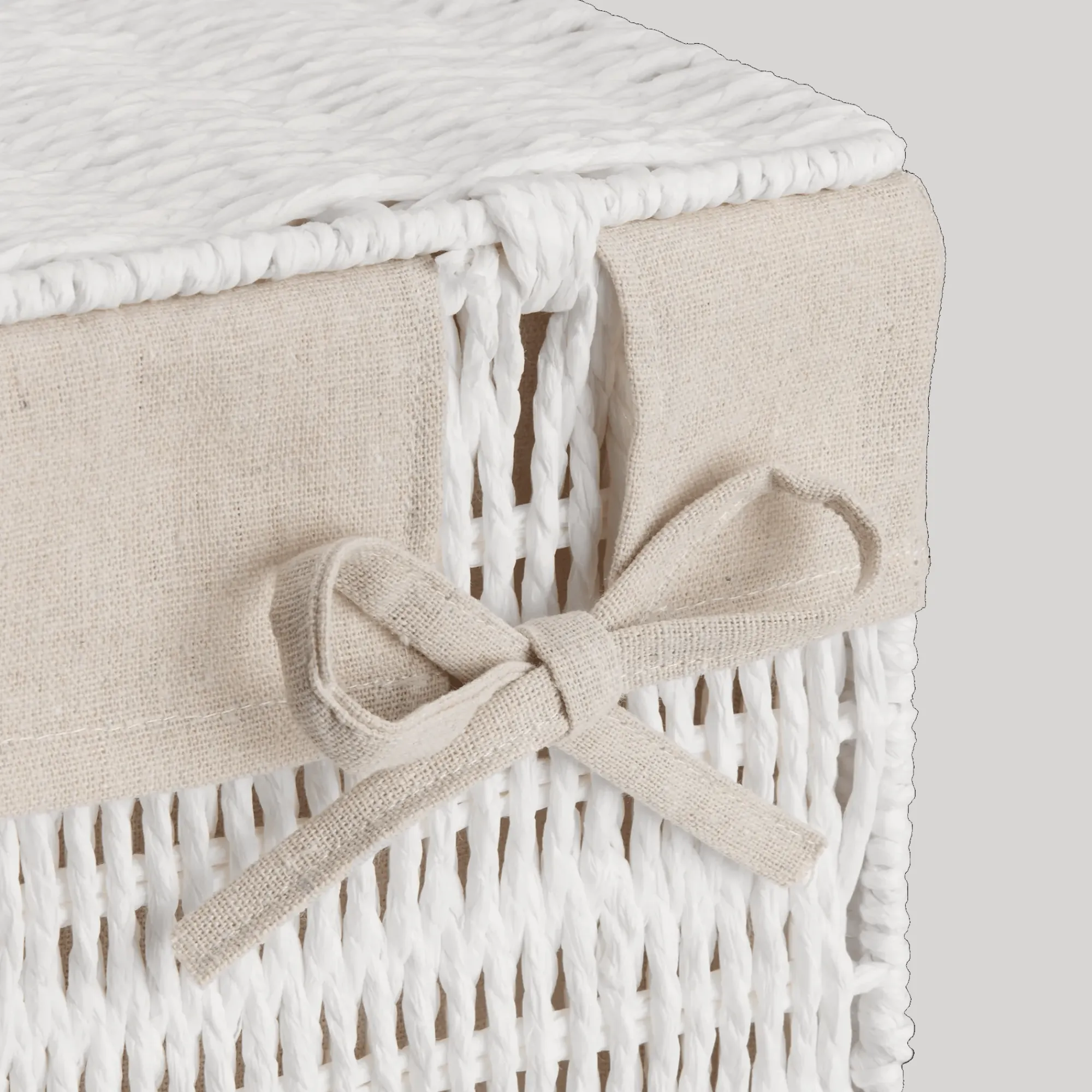 Sale Bouclair Hamper With Linen Liner