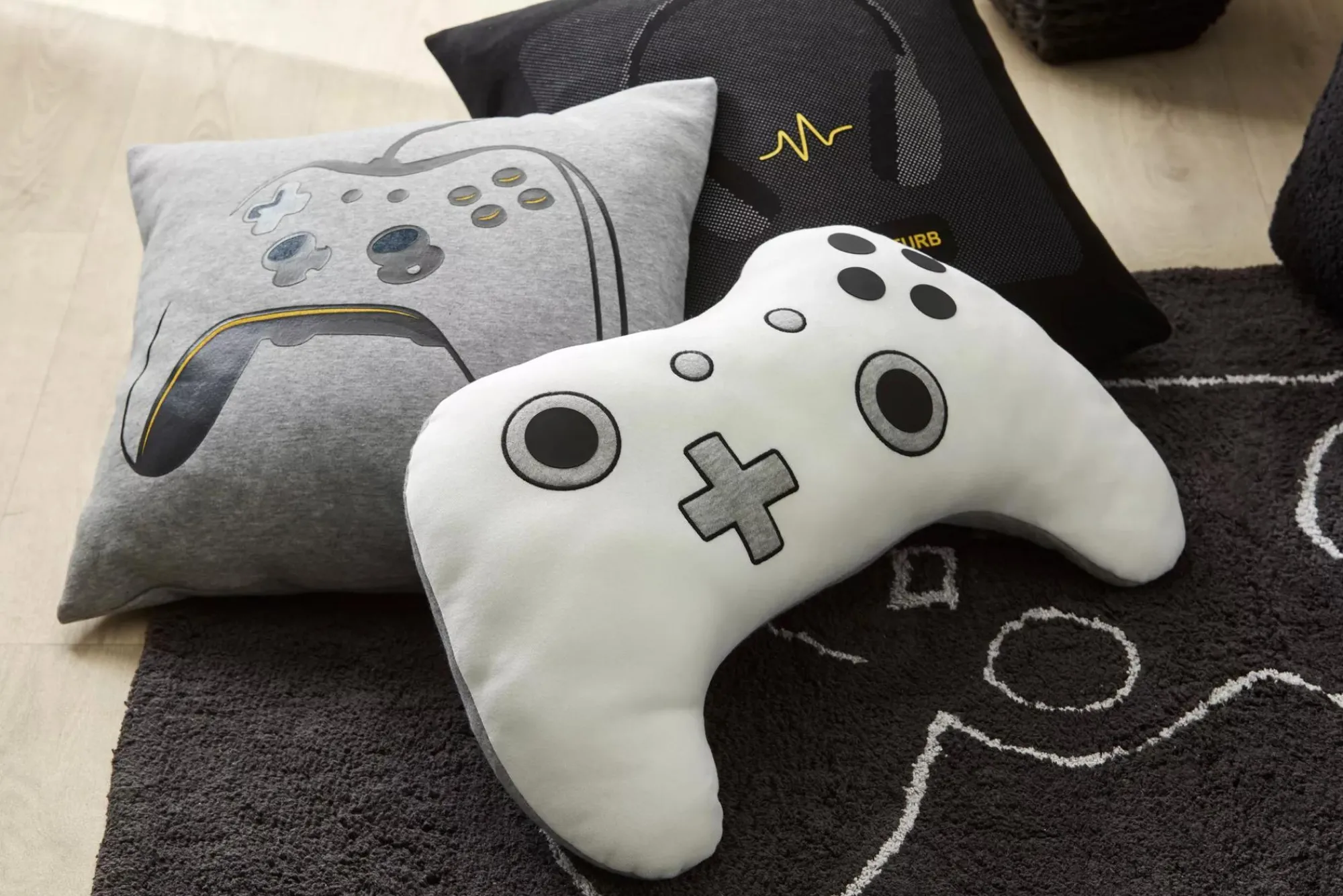 Outlet Bouclair James Decorative Pillow