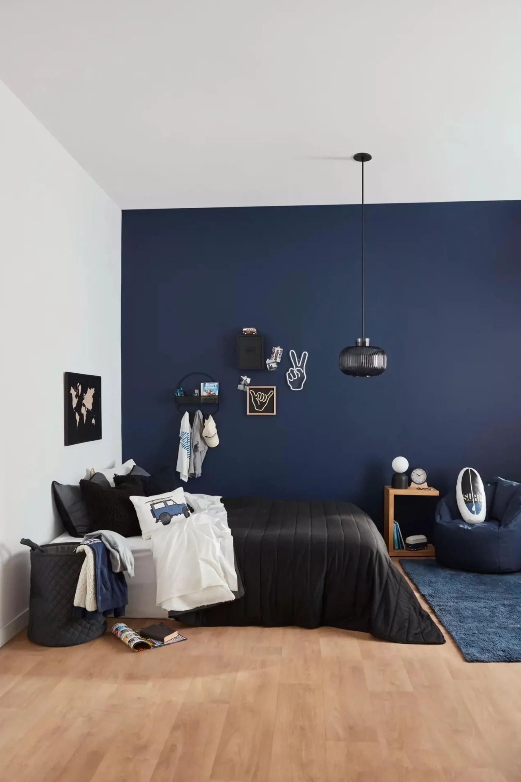 Online Bouclair Peace Sign Neon Light Wall Decor