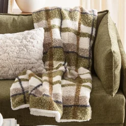 Clearance Bouclair Ramsay Plaid Throw
