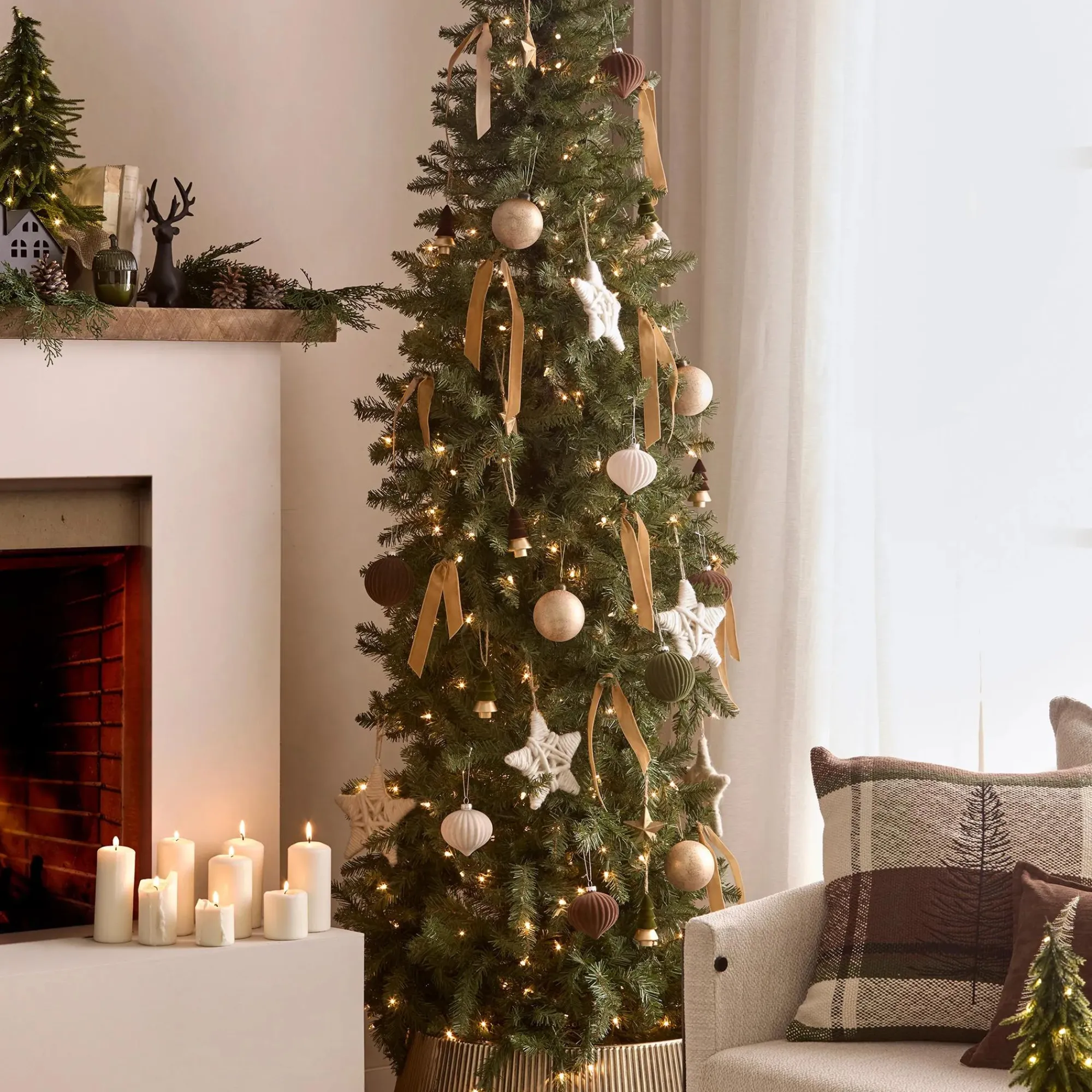 Bouclair Round Ceramic Table Vase