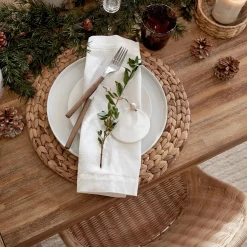 New Bouclair Water Hyacinth Round Placemat