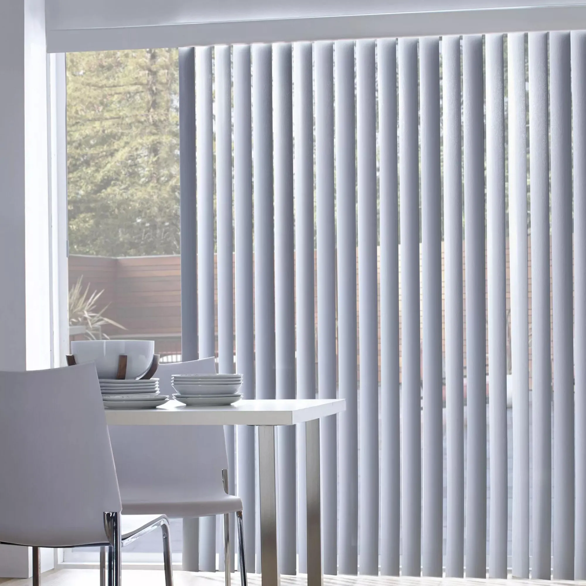 New Bouclair White Faux Wood Vertical Patio Blind