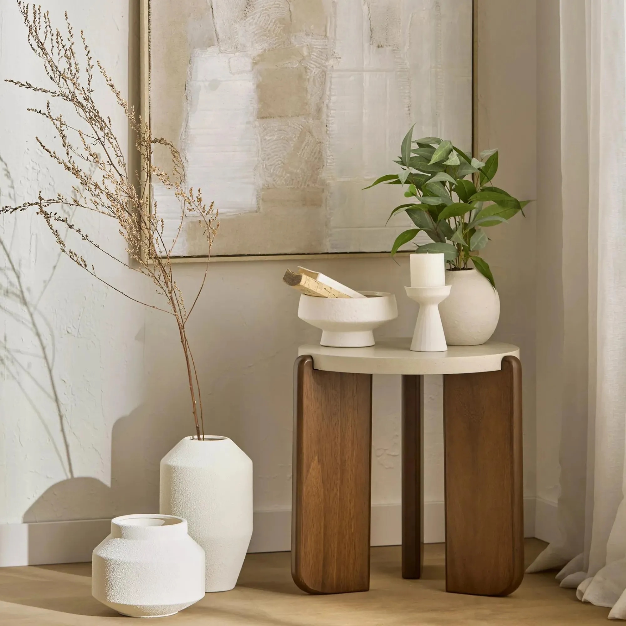 Sale Bouclair White Short Ribbed Candle