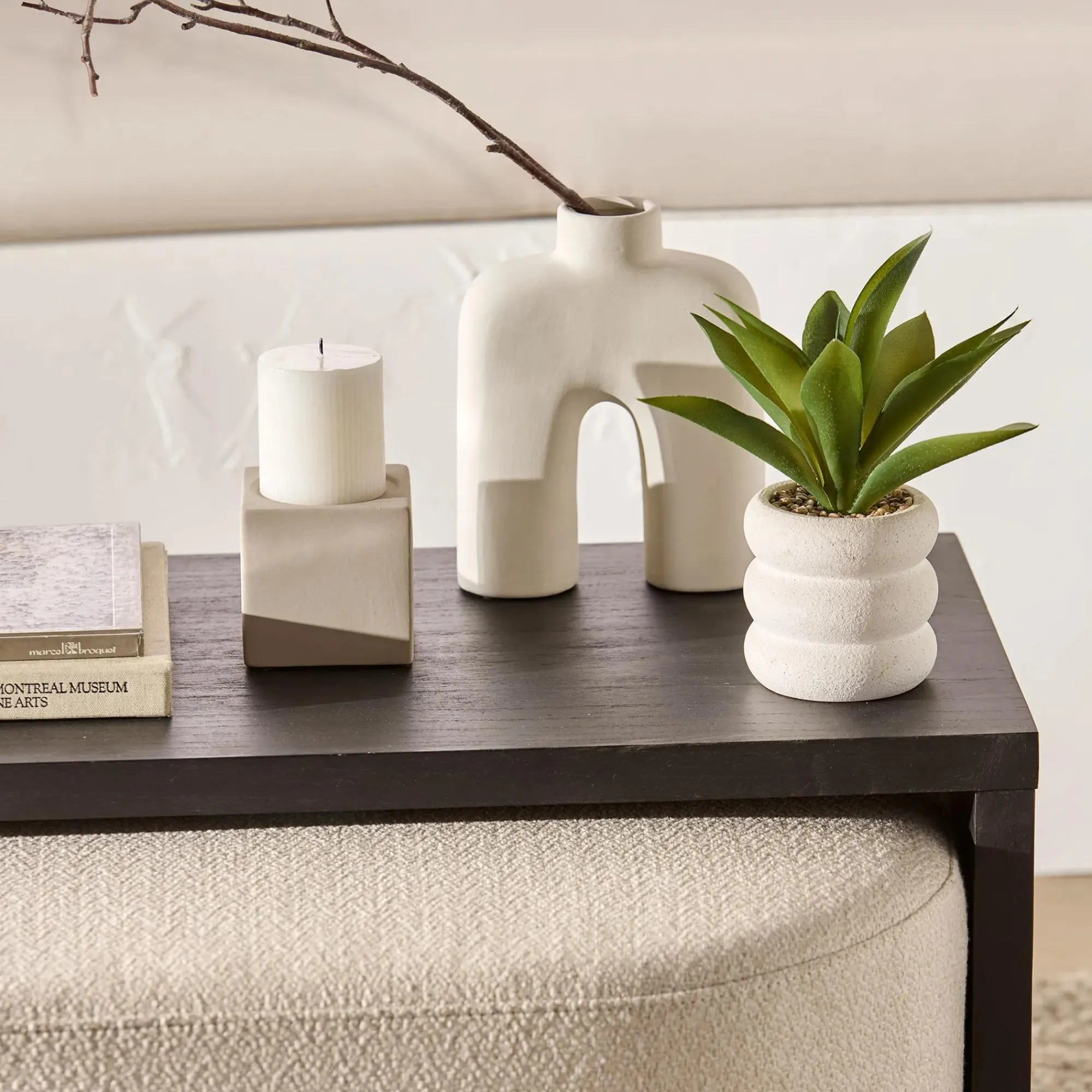 Sale Bouclair White Short Ribbed Candle