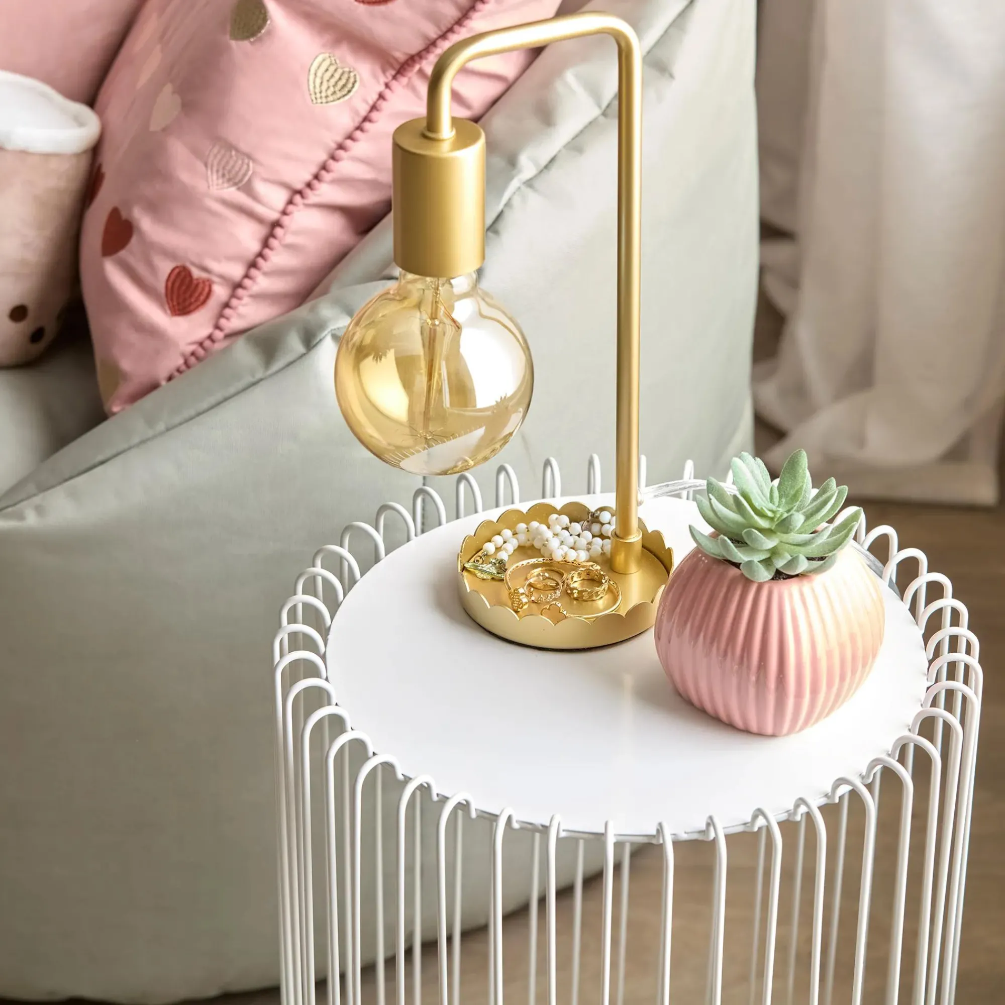 Sale Bouclair White Wire Side Table