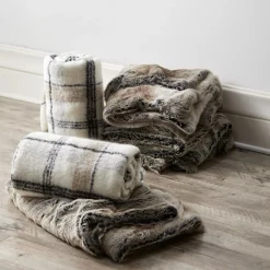 New Bouclair Wolf Faux Fur Throw