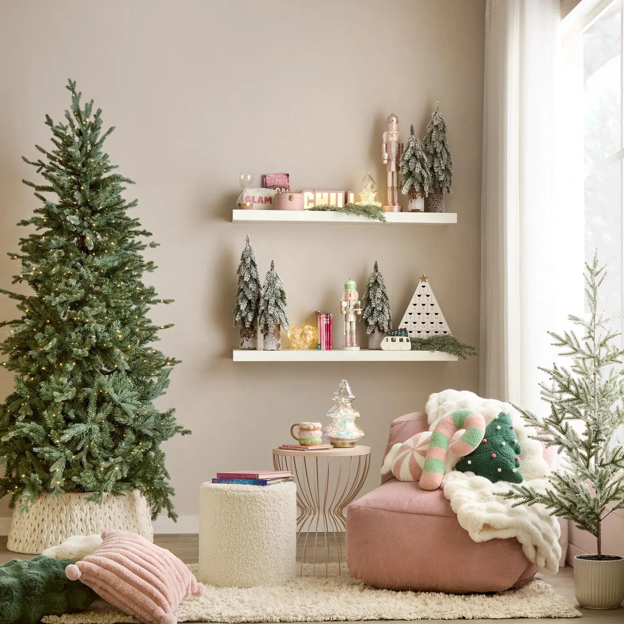 Sale Bouclair Xmas Tree Decorative Pillow